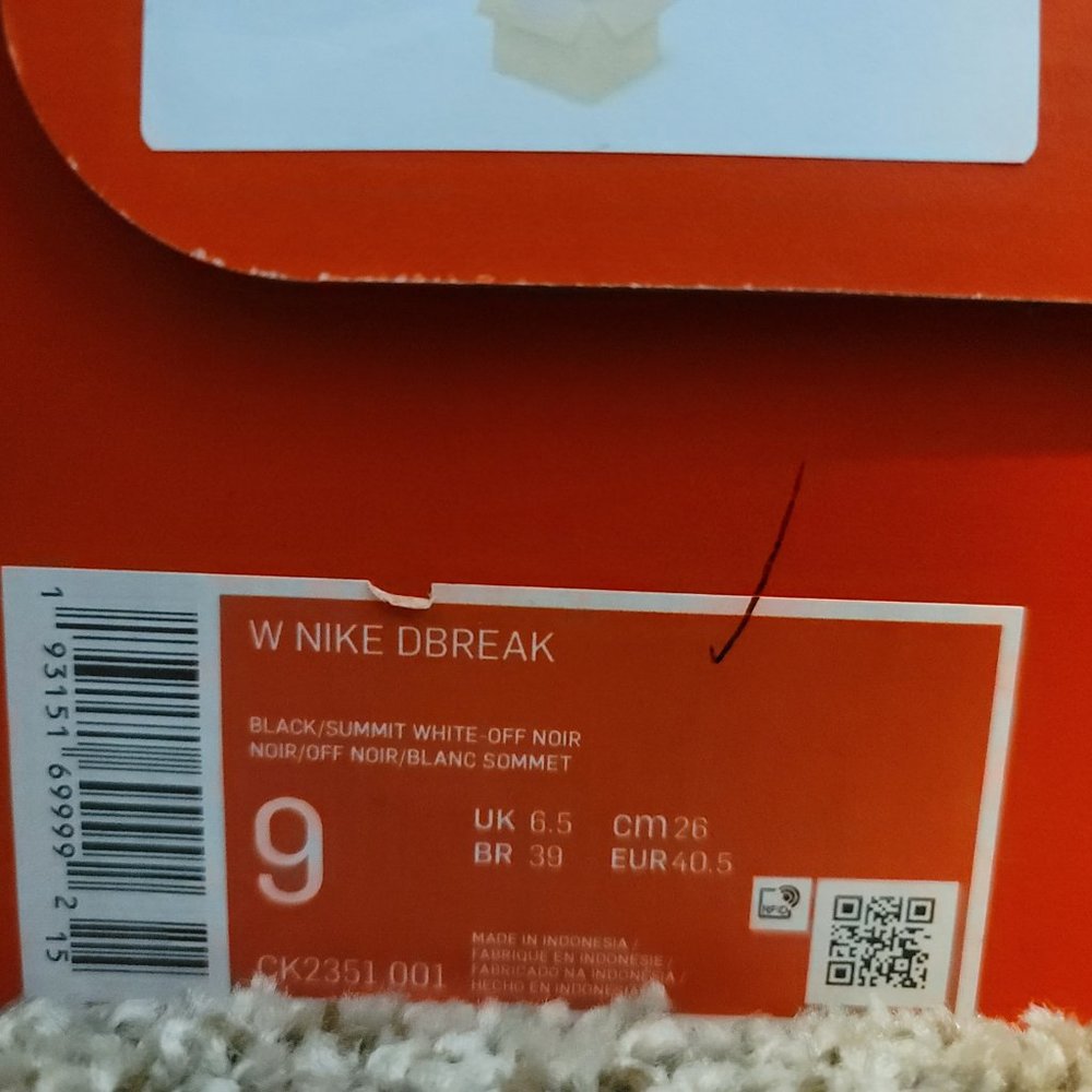 NEW Nike DayBreak Women's 6.5-9 Black White Gum Waffle Athletic Sneakers Shoes - Picture 13 of 13